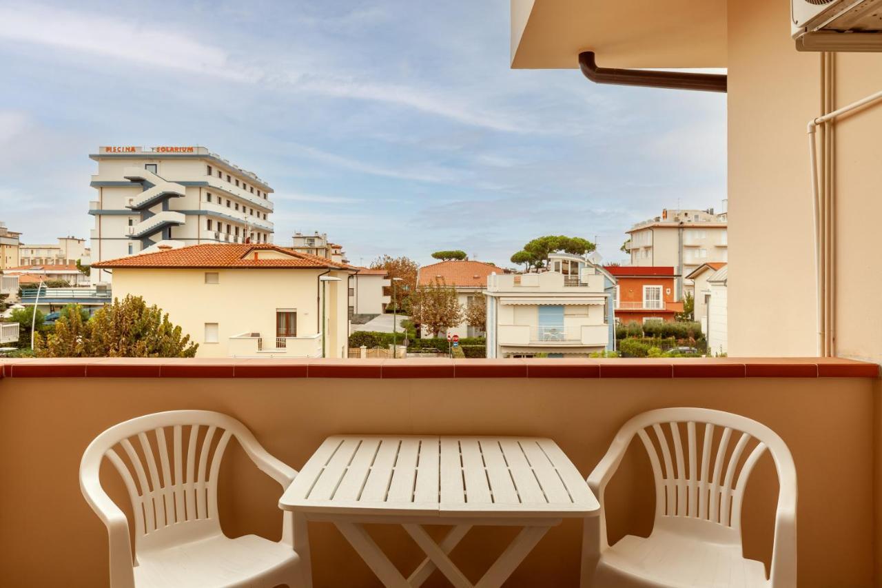 Residence Caravel 9 Lido di Camaiore Luaran gambar