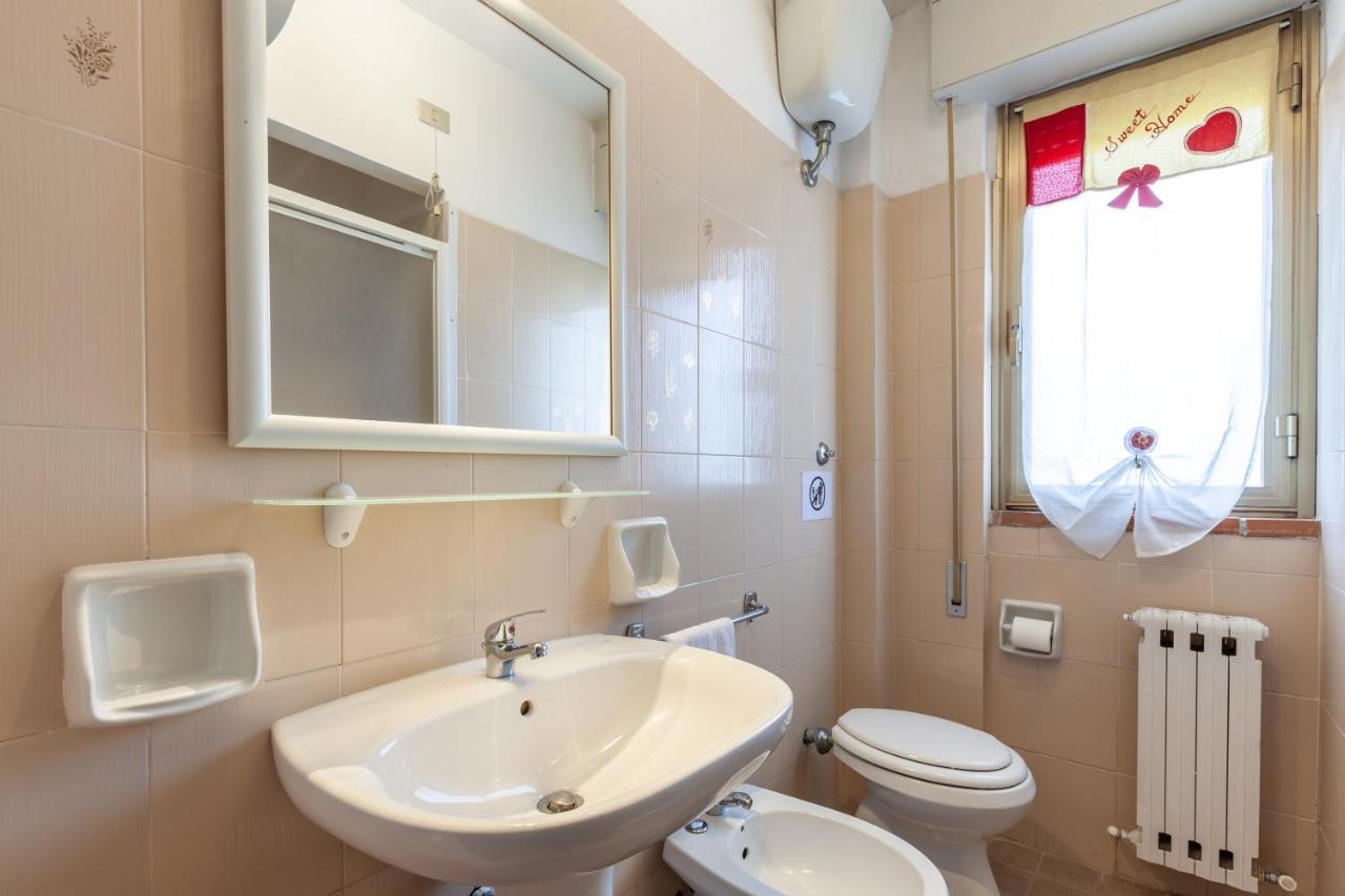 Residence Caravel 9 Lido di Camaiore Luaran gambar